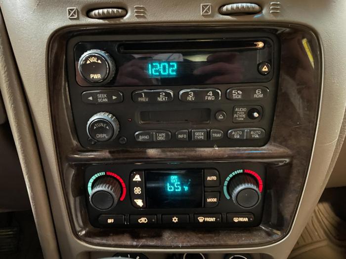 2004 Buick Rainier