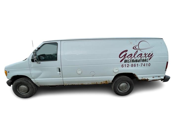 2002 ford econoline e350-super-duty-extended with 231870 miles for sale near elk-river, minnesota b8291fe9825e43568b82831ea4fdcc5c.jpg
