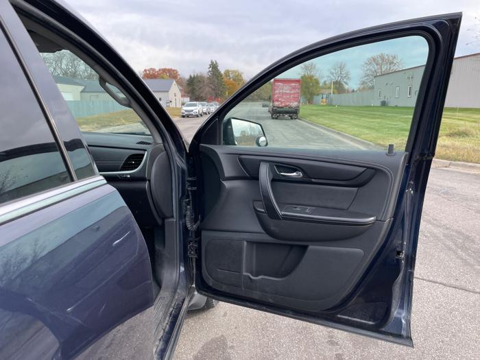 2016 chevrolet traverse 1lt-awd with 185742 miles for sale near elk-river, minnesota b84cf1de82ad4e0d9d4859ae89f3a13a.jpeg