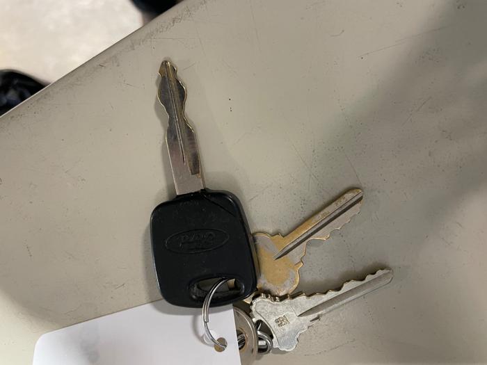 2002 ford f-150 xl-short-bed-2wd with 190370 miles for sale near elk-river, minnesota b852f93bae014594b738783fb0e2783c.jpeg