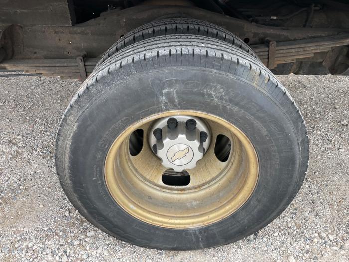 2006 chevrolet express g3500 with 121772 miles for sale near elk-river, minnesota b85dd7800168470babe1f7f622d6a53b.jpeg