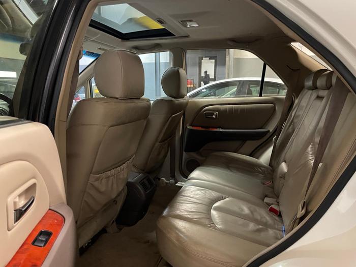 2002 lexus rx 300 with 170606 miles for sale near elk-river, minnesota b86184dbee9043d0a4aab77177801bb1.jpg