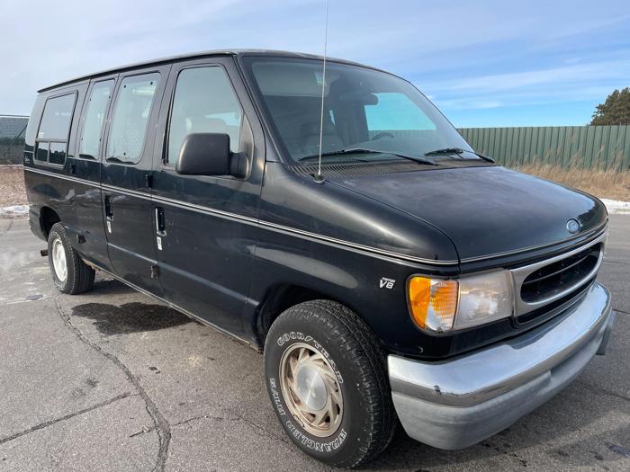1999 ford e-150 with 89626 miles for sale near elk-river, minnesota b86b63796264427ab7d4c3076e0875b7.jpg
