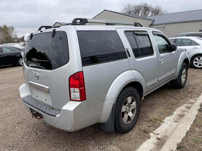 2005 nissan pathfinder sel with 260382 miles for sale near elk-river, minnesota b86d04b5418b4ee48f4a735a9004c074.jpg