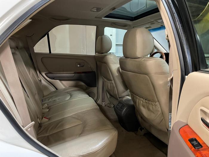 2002 lexus rx 300 with 170606 miles for sale near elk-river, minnesota b8c85582529f4df6a000d2f82368083b.jpg