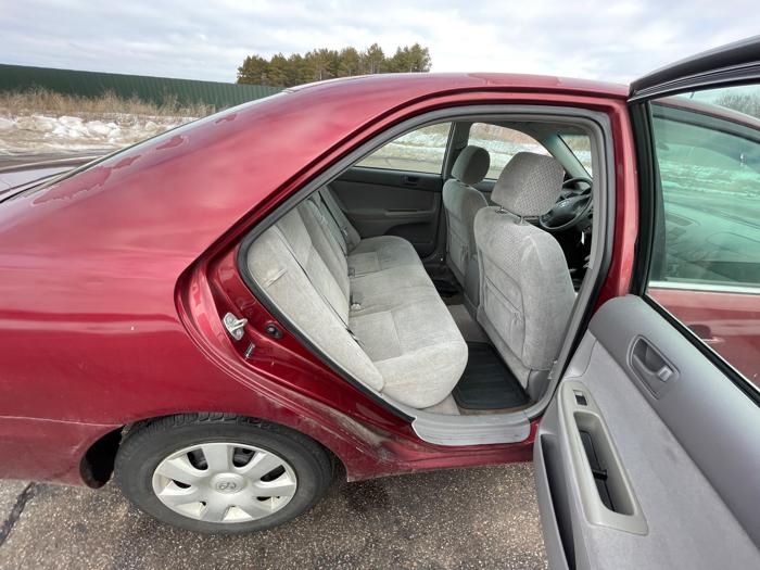 2004 toyota camry le with 211412 miles for sale near elk-river, minnesota b8c8ef47d215479ca7a4b8e595e831af.jpeg