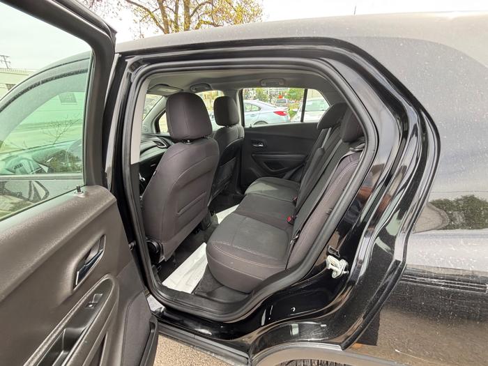 2020 chevrolet trax ls-fwd with 148469 miles for sale near rochester, minnesota b8d9fcf5a3dd4c3a83d7dd14965e8fdc.jpeg