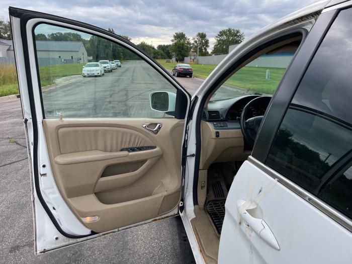 2007 honda odyssey ex-l-w--dvd-and-navigation with 180142 miles for sale near elk-river, minnesota b8e516363220416097911b5a8f198f4f.jpeg