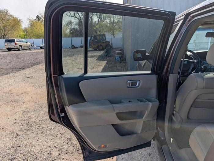 2011 honda pilot ex-l-4wd-5-spd-at with 153904 miles for sale near elk-river, minnesota b8f2401b53a74d87bcb7a353593a31f3.jpg