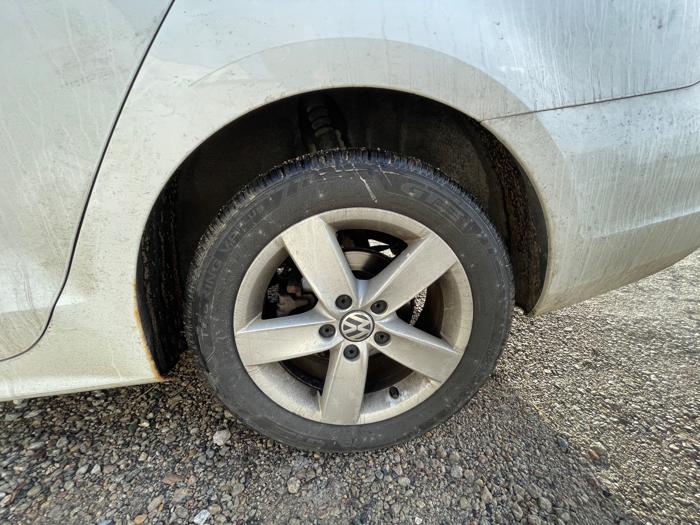 2013 volkswagen jetta se with 195170 miles for sale near elk-river, minnesota b93e98af86f24cdebd4b2f4d46499904.jpeg