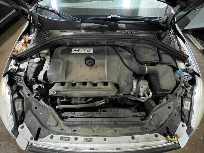 2014 volvo xc60 with 126652 miles for sale near elk-river, minnesota b94578fd79eb4035b174bd56db78662c.jpg