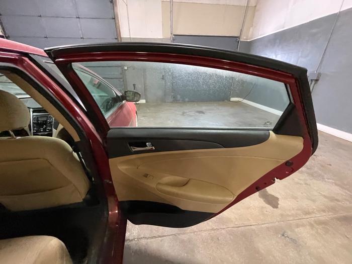 2011 hyundai sonata gls-auto with 154131 miles for sale near elk-river, minnesota b95b8081faed48d18d0462373feff680.jpeg