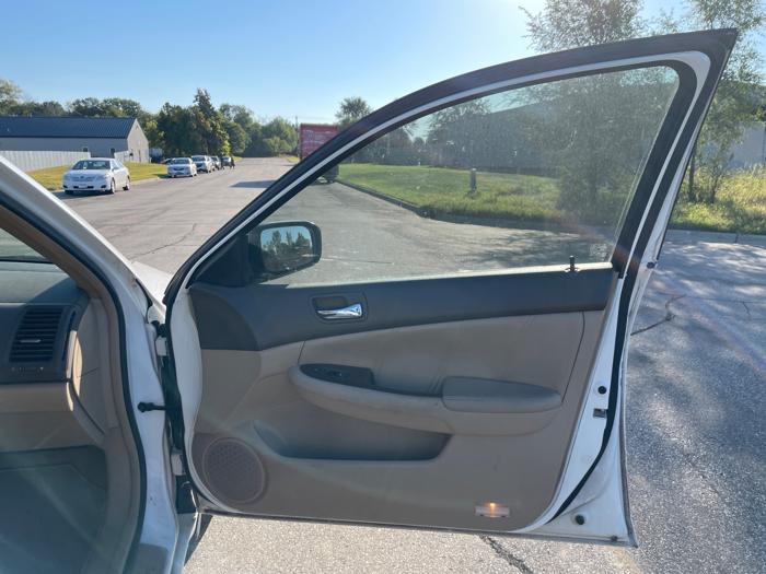 2007 honda accord ex-l-sedan-at with 221067 miles for sale near elk-river, minnesota b98103ebebc54706bc5f2ac25a42abf4.jpeg