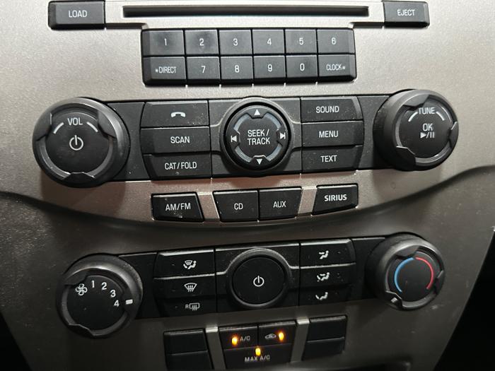 2010 ford focus se-sedan with 100334 miles for sale near elk-river, minnesota b98dc50d6be04ebc8b52129d12485946.jpeg
