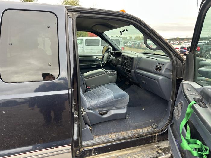 2000 ford f-250-sd xl-supercab-short-bed-4wd with 209082 miles for sale near elk-river, minnesota b9a0fb2a3ee84700b0fcd71f433221eb.jpeg