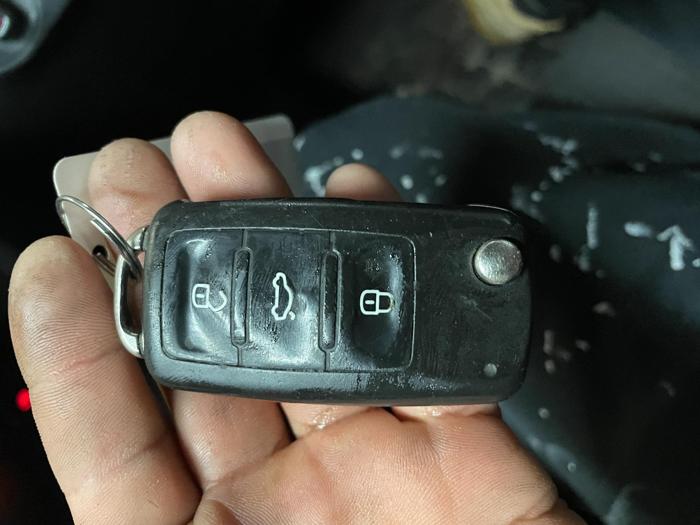 2015 volkswagen jetta se with 88456 miles for sale near elk-river, minnesota b9c7f8f265904e8394ae21954365132b.jpg