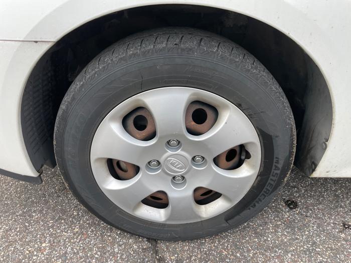 2006 kia spectra ex with 130685 miles for sale near elk-river, minnesota b9d17f17cf364ba39034de3196352057.jpeg