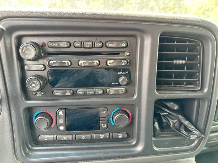 2004 chevrolet silverado-2500hd work-truck-crew-cab-short-bed-4wd with 219246 miles for sale near elk-river, minnesota ba0f4fb0d6404c4080f1155790bbae3d.jpeg