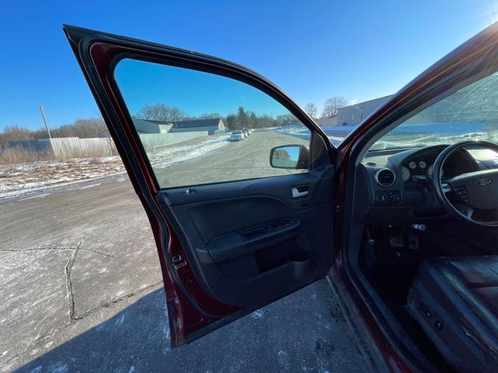 2007 ford freestyle limited-fwd with 227476 miles for sale near elk-river, minnesota ba189b8663a34f3f9fd8531d5ff2d8dd.jpeg