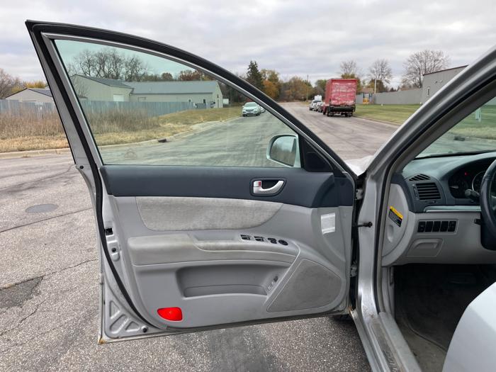 2006 hyundai sonata gls with 147731 miles for sale near elk-river, minnesota ba383088e0be4f1aaa236deed056cd45.jpeg