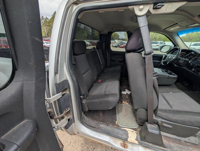 2010 chevrolet silverado-1500 lt1-extended-cab-long-box-4wd with 263160 miles for sale near elk-river, minnesota ba4b3eb7a4c841e7bd79129f94f59678.jpg