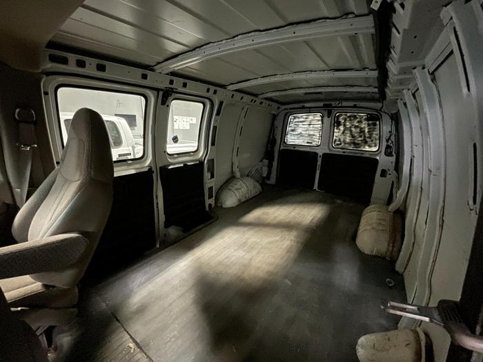 2002 Chevrolet Express