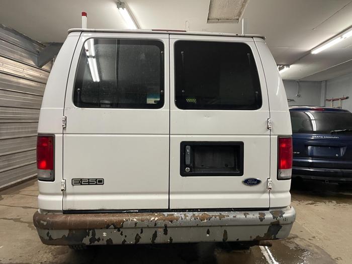 2000 ford e-250 with 144106 miles for sale near elk-river, minnesota ba961a9599c542d5a41582d89d31dac7.jpg