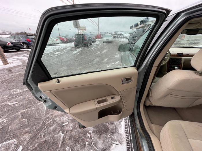 2005 ford five-hundred sel with 205561 miles for sale near elk-river, minnesota bad622d9e0d74c1da65797dd2af8660a.jpeg