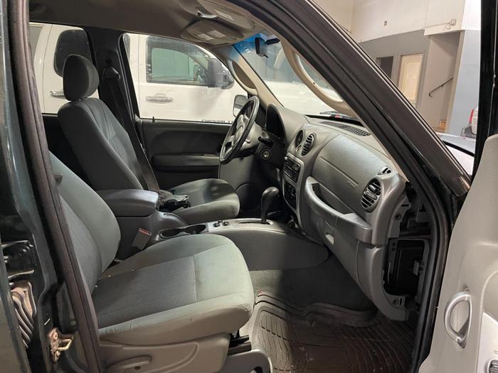 2006 Jeep Liberty