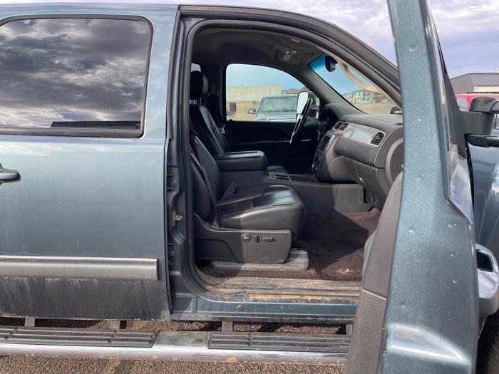 2012 chevrolet silverado-2500hd ltz-crew-cab-4wd with 209838 miles for sale near north-branch, minnesota bb0f8abb16aa40dea8248de1481ad880.jpeg