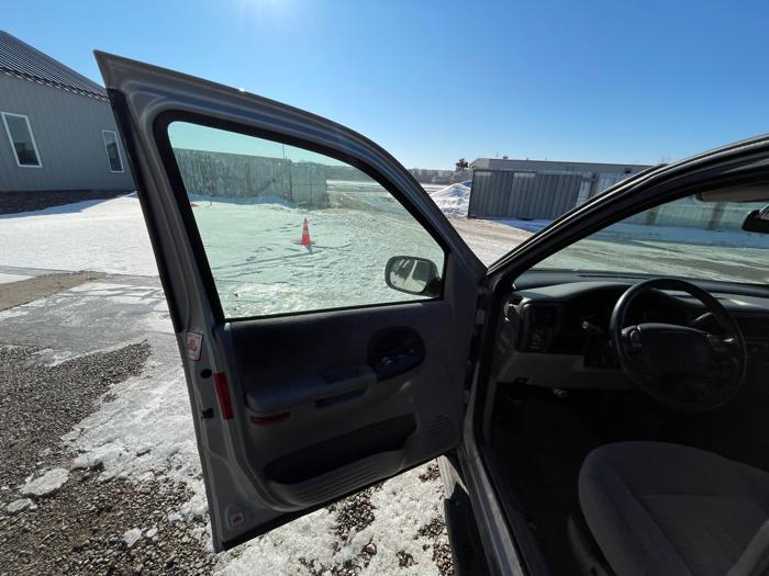 1998 pontiac trans-sport extended-4-door with 113087 miles for sale near elk-river, minnesota bb1ca3c833da44f980e5e4c4c65022de.jpeg