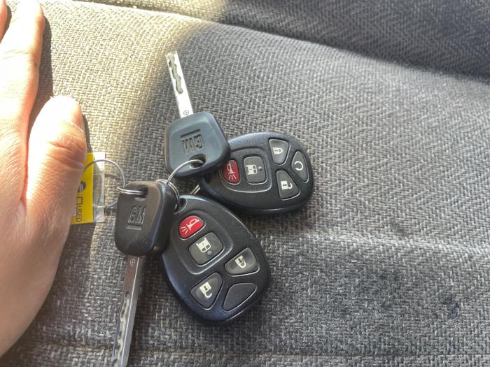 2015 chevrolet express 3500-cargo-extended with 232035 miles for sale near fridley, minnesota bb6733e79aab46f89d452fedb07c3ea0.jpeg