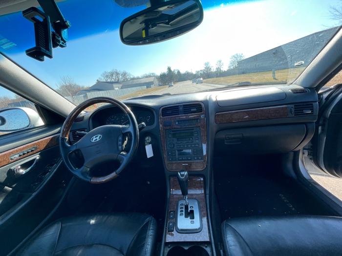 2004 hyundai xg350 base with 183546 miles for sale near elk-river, minnesota bbc061b2b33a43daa7a076d76ea9191a.jpeg