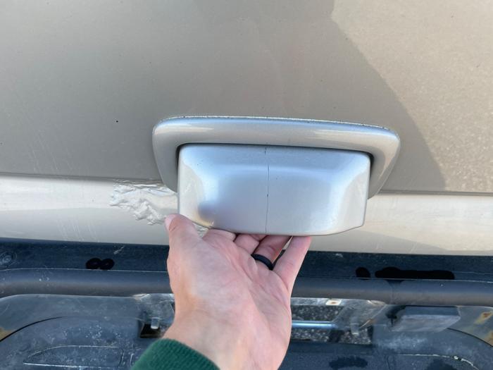 2004 chevrolet suburban 1500-4wd with 85701 miles for sale near elk-river, minnesota bbc8e46e977f4281a9996abaed3c2f5c.jpeg
