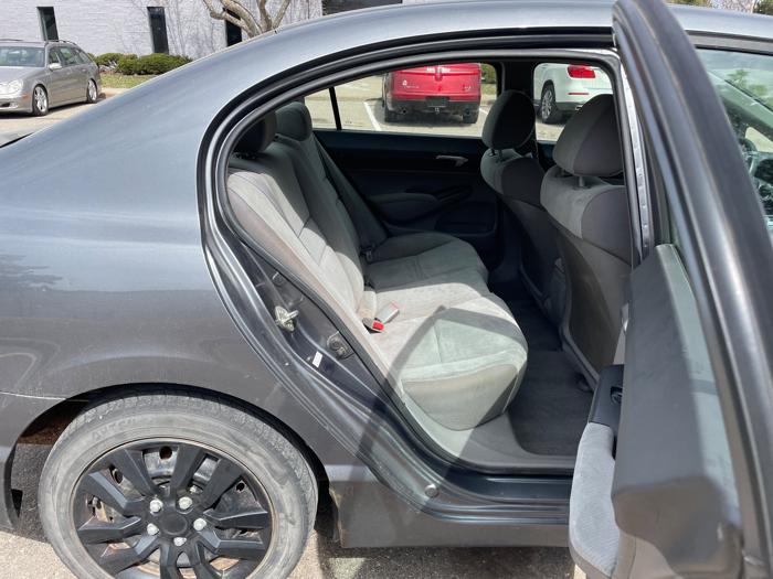 2010 honda civic lx-sedan-5-speed-at with 244018 miles for sale near eden-prairie, minnesota bbce9d4cbf5e4434ab0b107e52a98573.jpeg