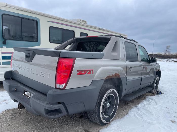 2003 chevrolet avalanche 1500 with 174308 miles for sale near elk-river, minnesota bc295fab85f74fc7884852e5ed30842b.jpg