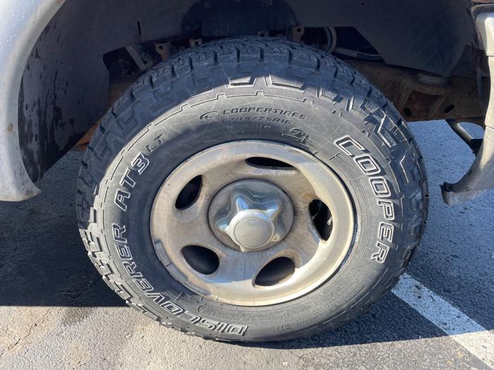 2000 ford f-150 xl with 198114 miles for sale near white-bear-lake, minnesota bc43d7c21e3f4374836ebf489f75c015.jpeg