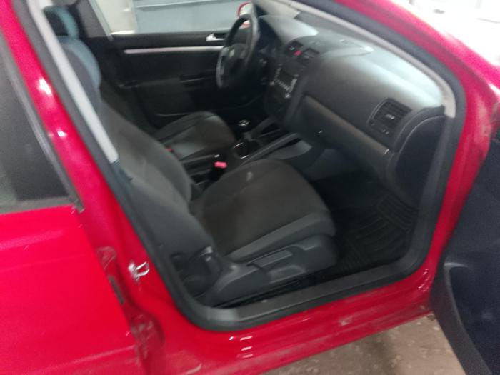 2008 volkswagen rabbit 4-door-s with 107607 miles for sale near elk-river, minnesota bc4edaa7e6f14206b8138afa719bac71.jpg