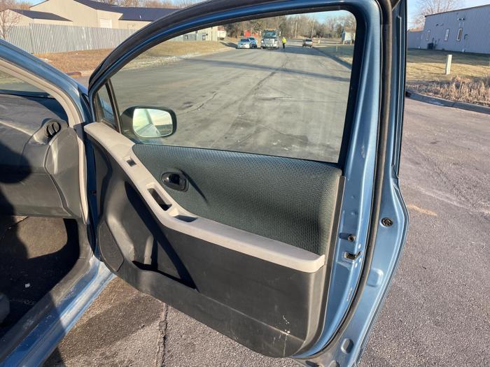 2008 toyota yaris base with 164756 miles for sale near elk-river, minnesota bc5056beba794625b1d8868801891003.jpg