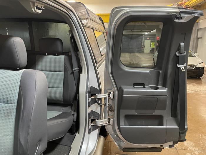 2004 Nissan Titan