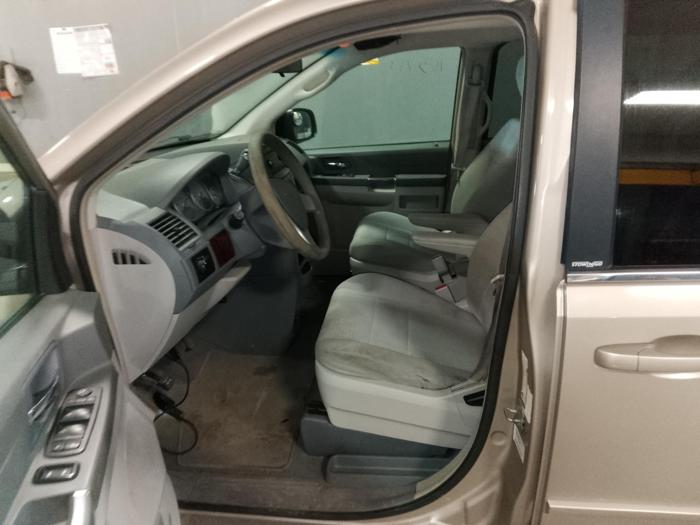 2009 chrysler town-&-country lx with 212963 miles for sale near elk-river, minnesota bc649b445e3d4390b25fb280a9b2fb4f.jpg
