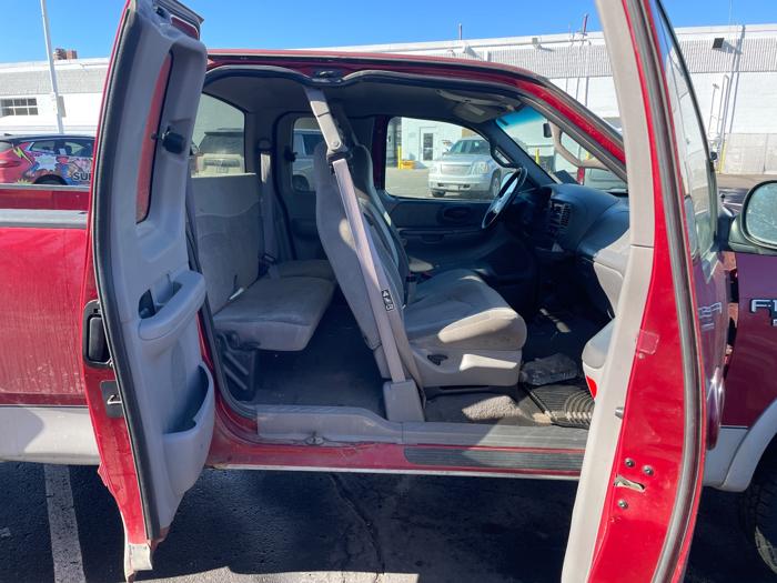 2000 ford f-150 xl with 198114 miles for sale near white-bear-lake, minnesota bc6a1b9b3305483c979b17a2e6a3cd8b.jpeg