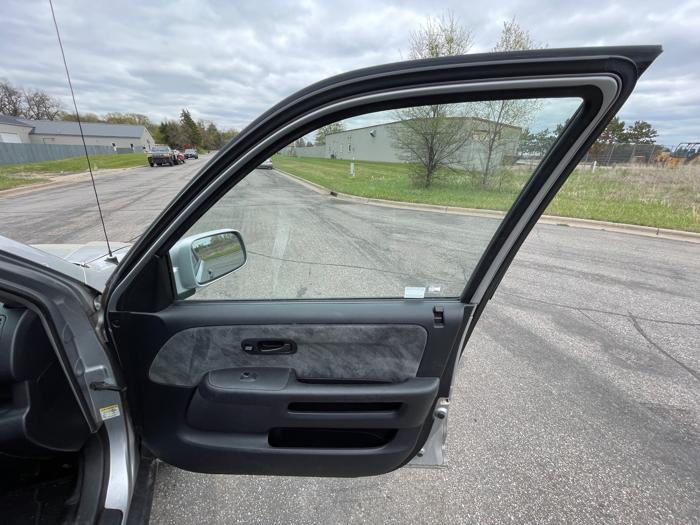 2004 honda cr-v ex-4wd-at with 172296 miles for sale near elk-river, minnesota bca50c5b2caa4335b6c6811dcd84fa12.jpeg