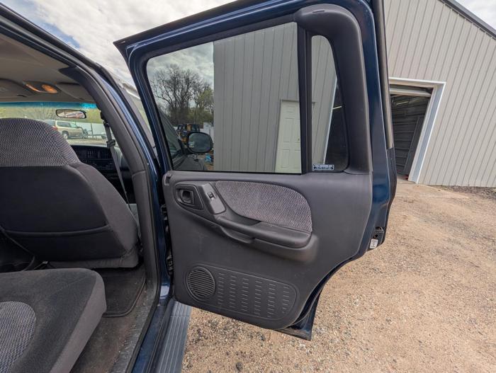 2000 dodge durango 4wd with 90439 miles for sale near elk-river, minnesota bd689435a5d2465bb4818915924491b7.jpg