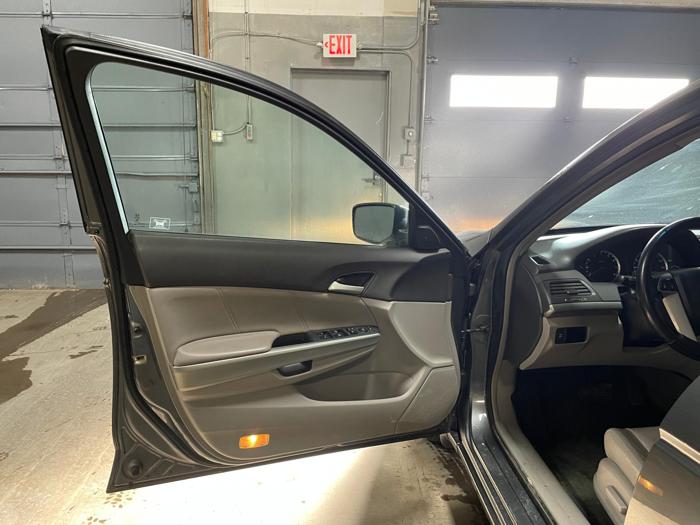 2009 honda accord ex-l with 222551 miles for sale near elk-river, minnesota bd7598703a654c84a601cc3ecae2da94.jpg
