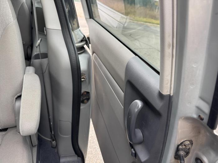 2012 kia sedona with 181342 miles for sale near elk-river, minnesota bdc40f9385eb43eb95a9ab47cbc284d8.jpg