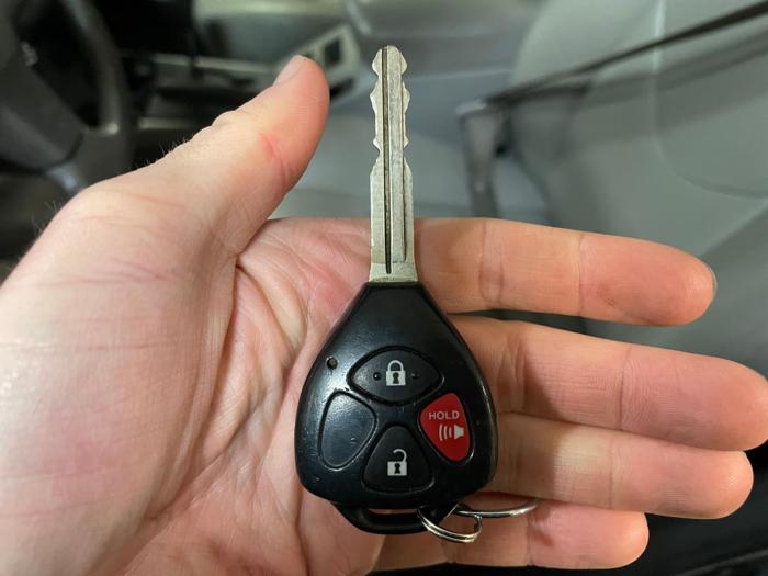 2009 toyota rav4 with 189726 miles for sale near elk-river, minnesota bdd426feddba49be9c1cf689675f752e.jpg