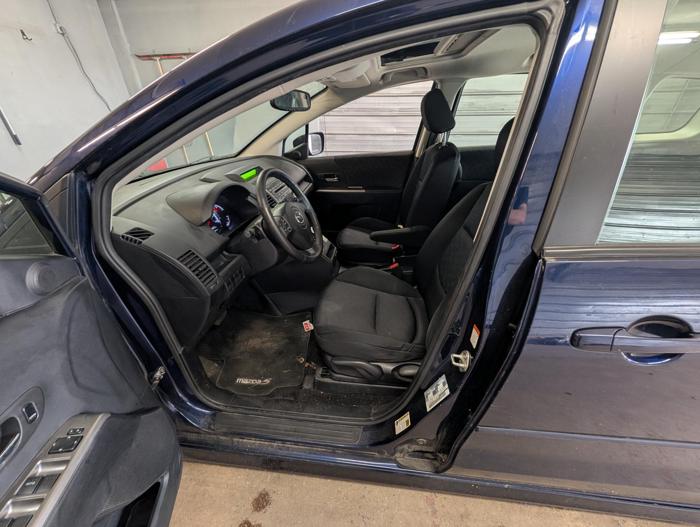 2008 mazda mazda5 sport with 84970 miles for sale near elk-river, minnesota bdf96c004b254a36a9ee799a08963d1e.jpg