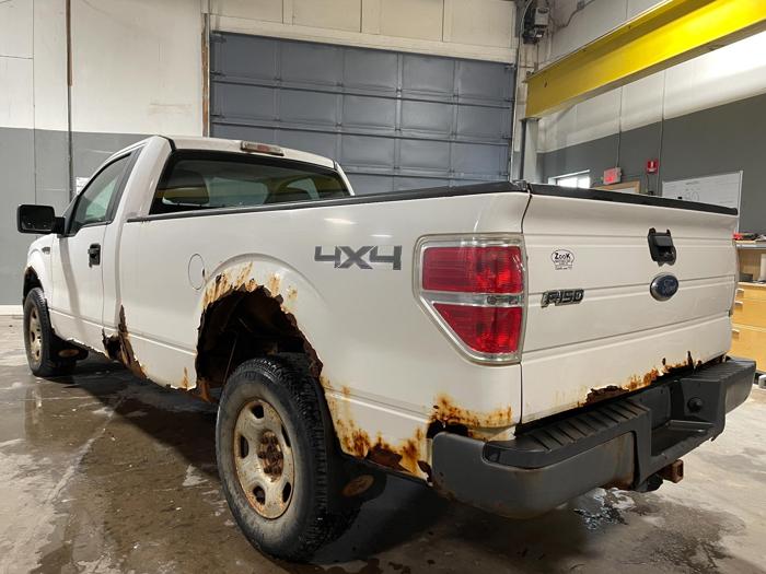 2009 ford f-150 xl with 174980 miles for sale near elk-river, minnesota be0c943f49ac4927ac37d254c45e7191.jpg
