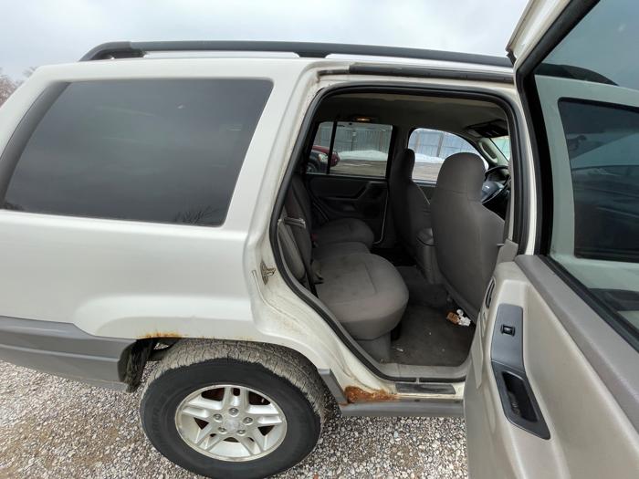 2004 jeep grand-cherokee laredo-4wd with 187673 miles for sale near elk-river, minnesota be0f6763507848e48c9fe5cae7c839f8.jpeg